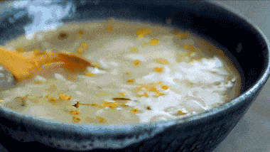 e2f7efff-7580-46c5-b5cf-3c5f06721b1c.gif